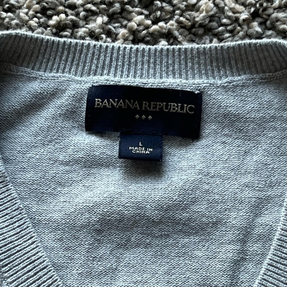 Banana Republic Argyle Sweater Gray V-Neck Pullover Men’s Large - Picture 4 of 4